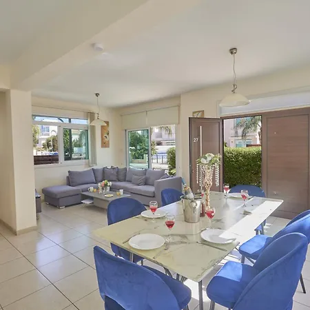 Holiday home Huebsche Mit 3 Schlafzimmern Und Privatem Pool Protaras