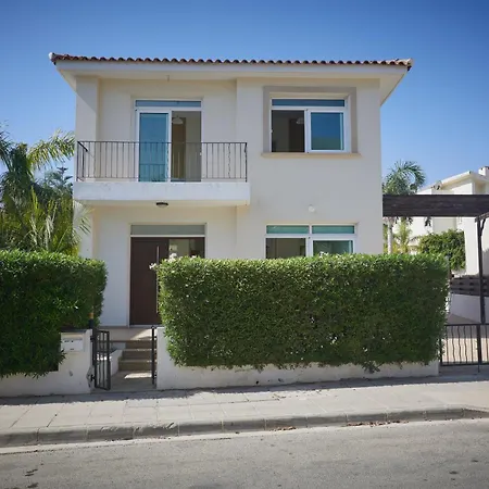 Huebsche Mit 3 Schlafzimmern Und Privatem Pool Hébergement de vacances *